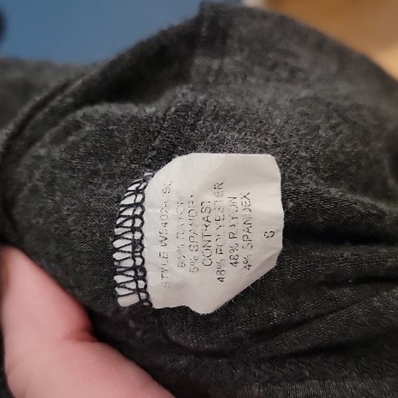 Loveappella Edgewater Knit Top - Picture 6 of 8